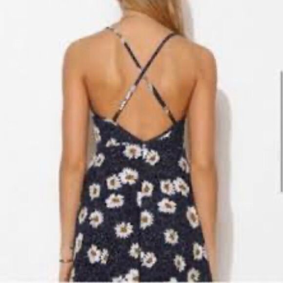 Sparkle & Fade daisy mini dress size xs - Picture 2 of 5